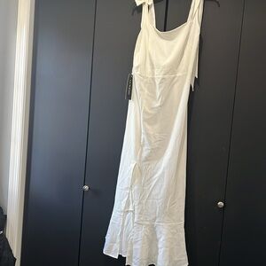 White tie shoulder maxi dress